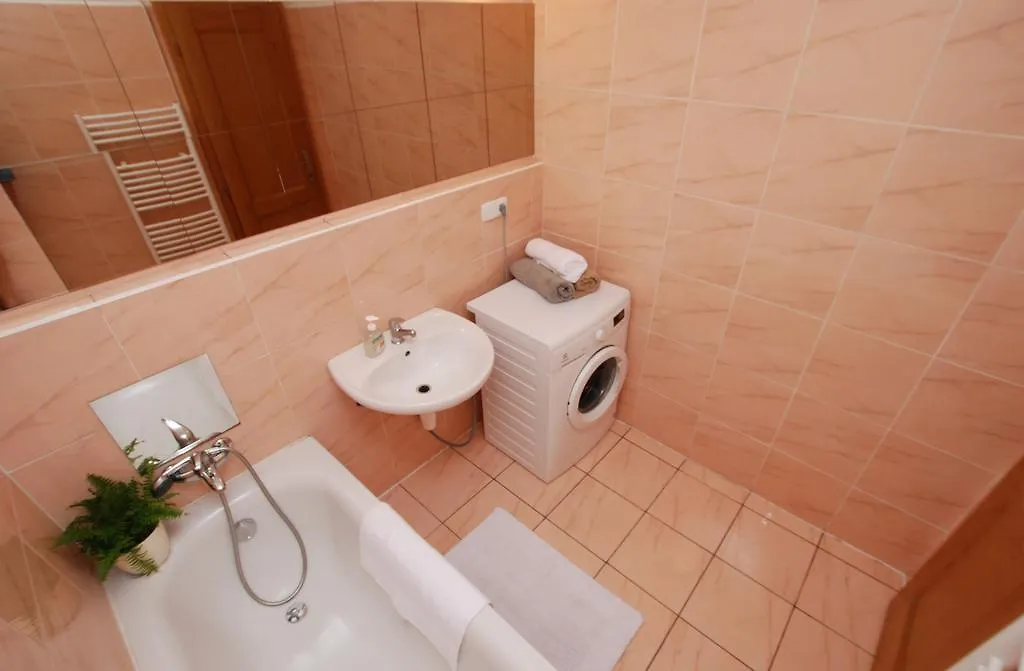 Prague Moon Hotel & Hostel