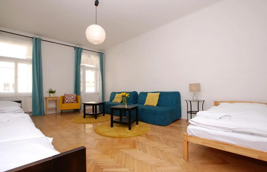 Prague Moon Hotel & Hostel 0*,