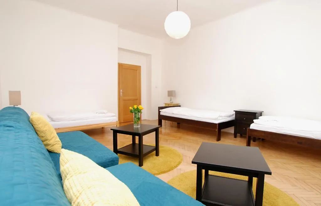 Prague Moon Hotel & Hostel