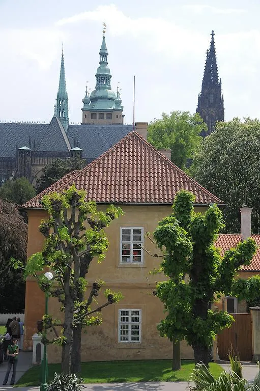 Prague Moon Hotel & Hostel