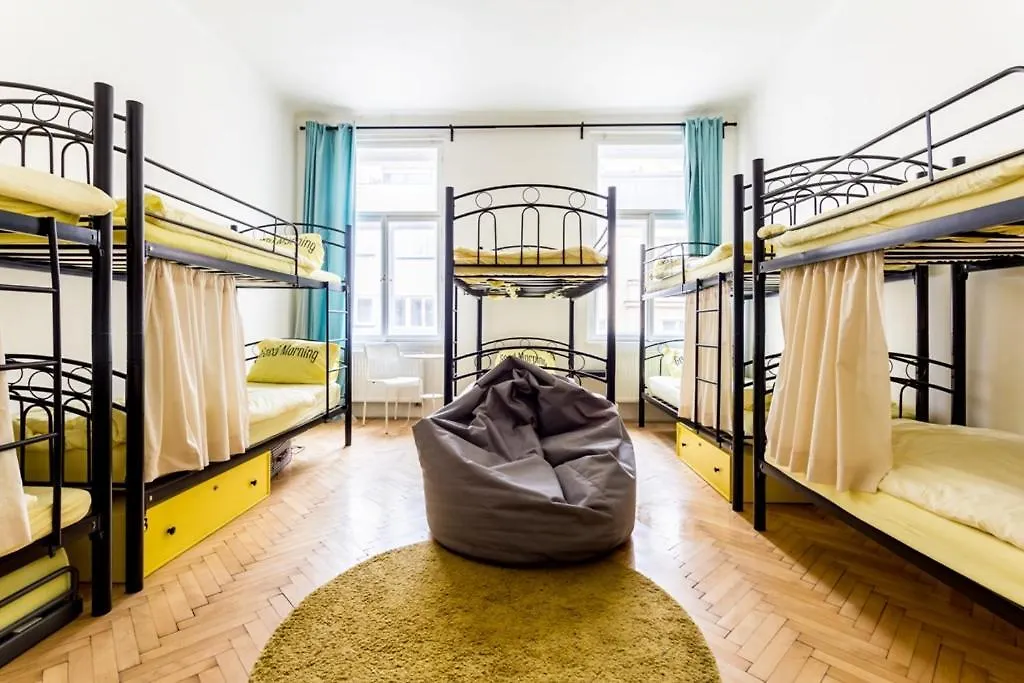Prague Moon Hotel & Hostel
